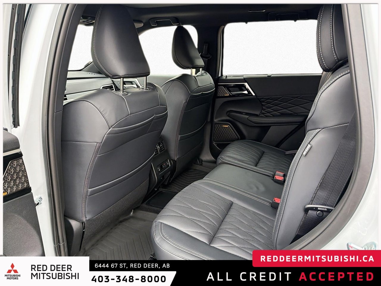 2026 Mitsubishi Outlander Plug-in Hybrid GT NOIR S-AWC-12