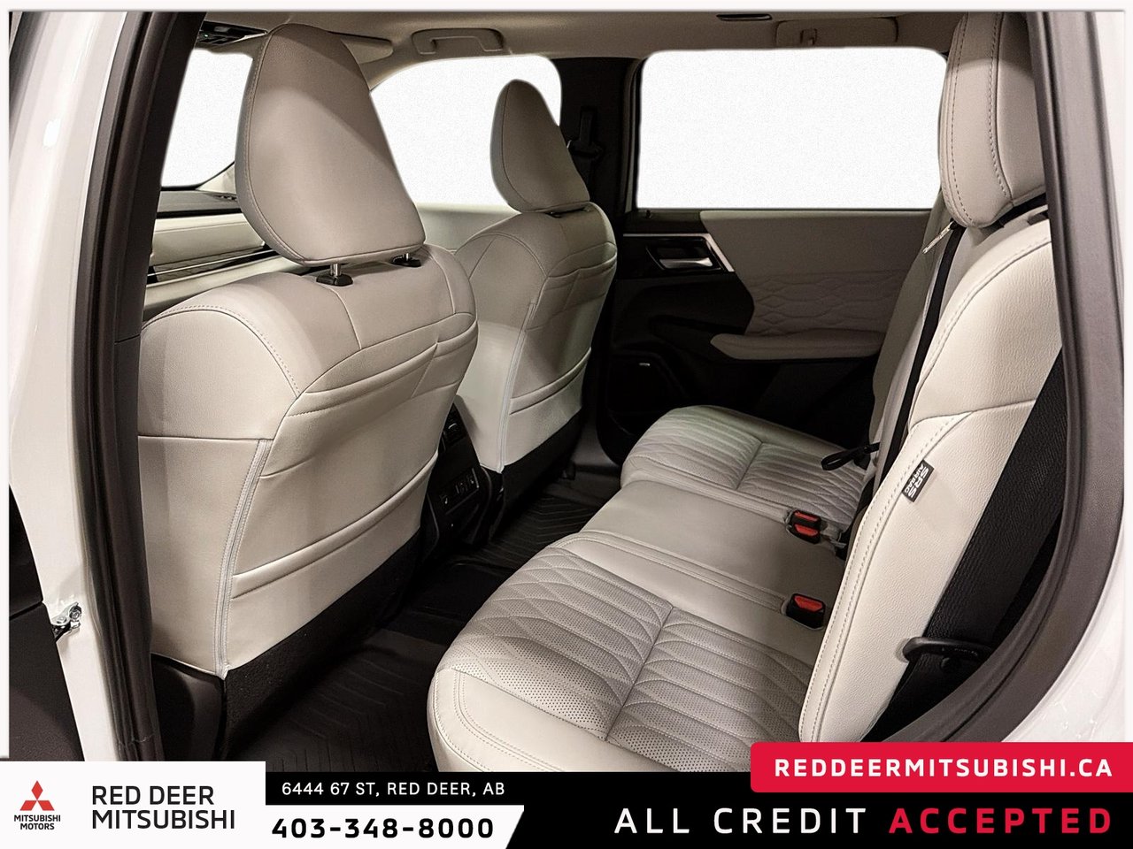 2026 Mitsubishi Outlander Plug-in Hybrid SEL S-AWC-13