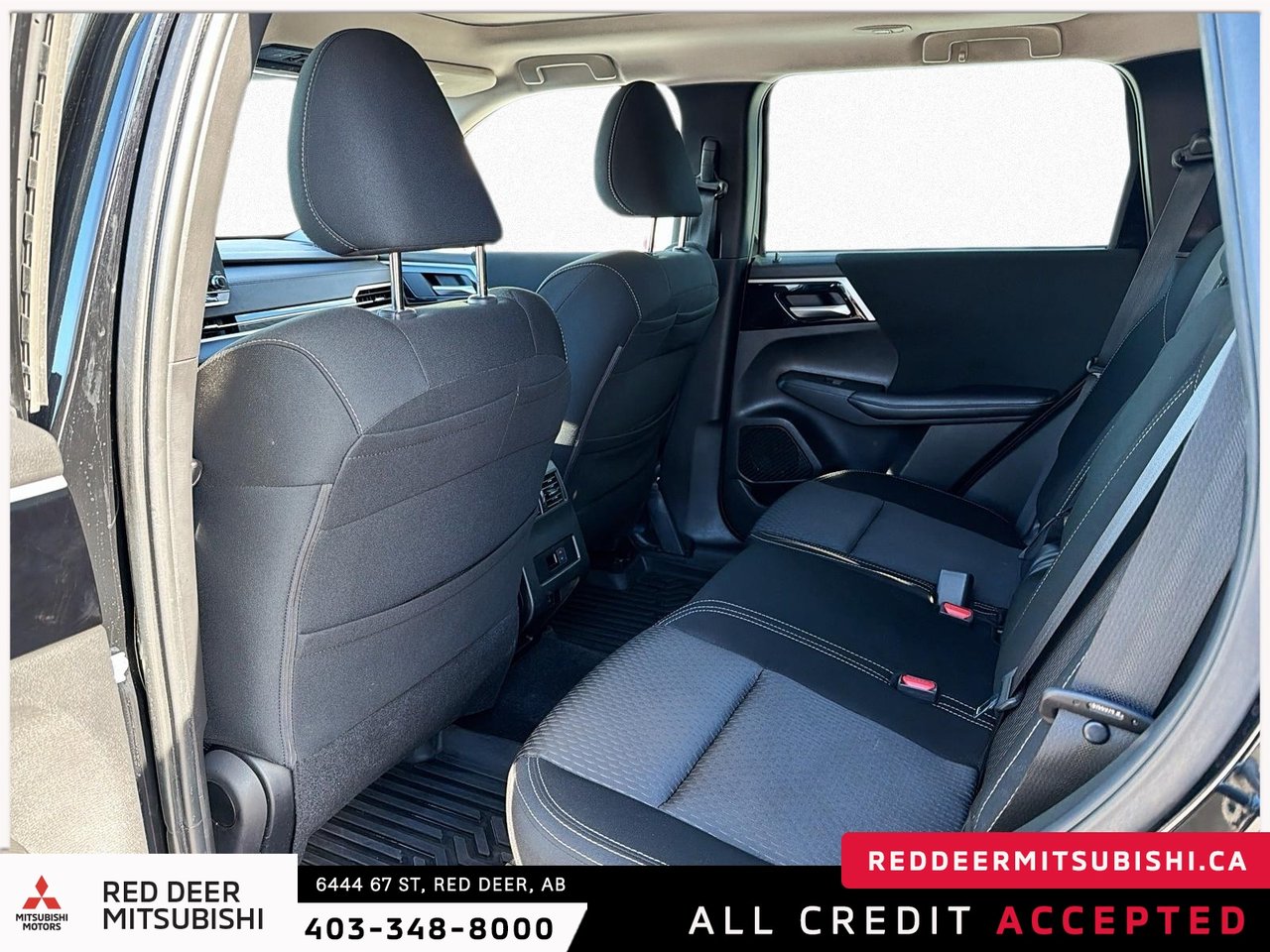 2022 Mitsubishi Outlander SE-12