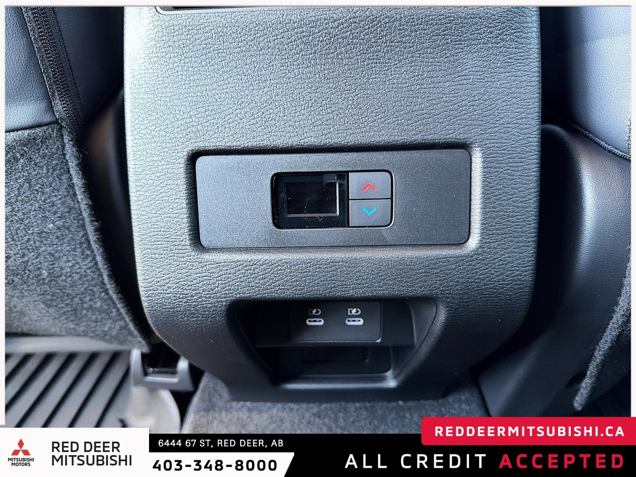 2026 Mitsubishi Outlander LE S-AWC-11