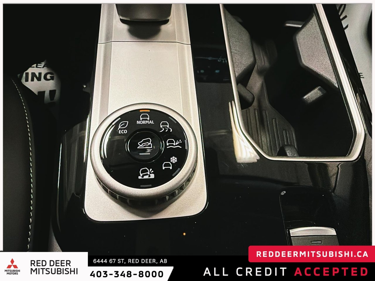 2026 Mitsubishi Outlander LE S-AWC-22