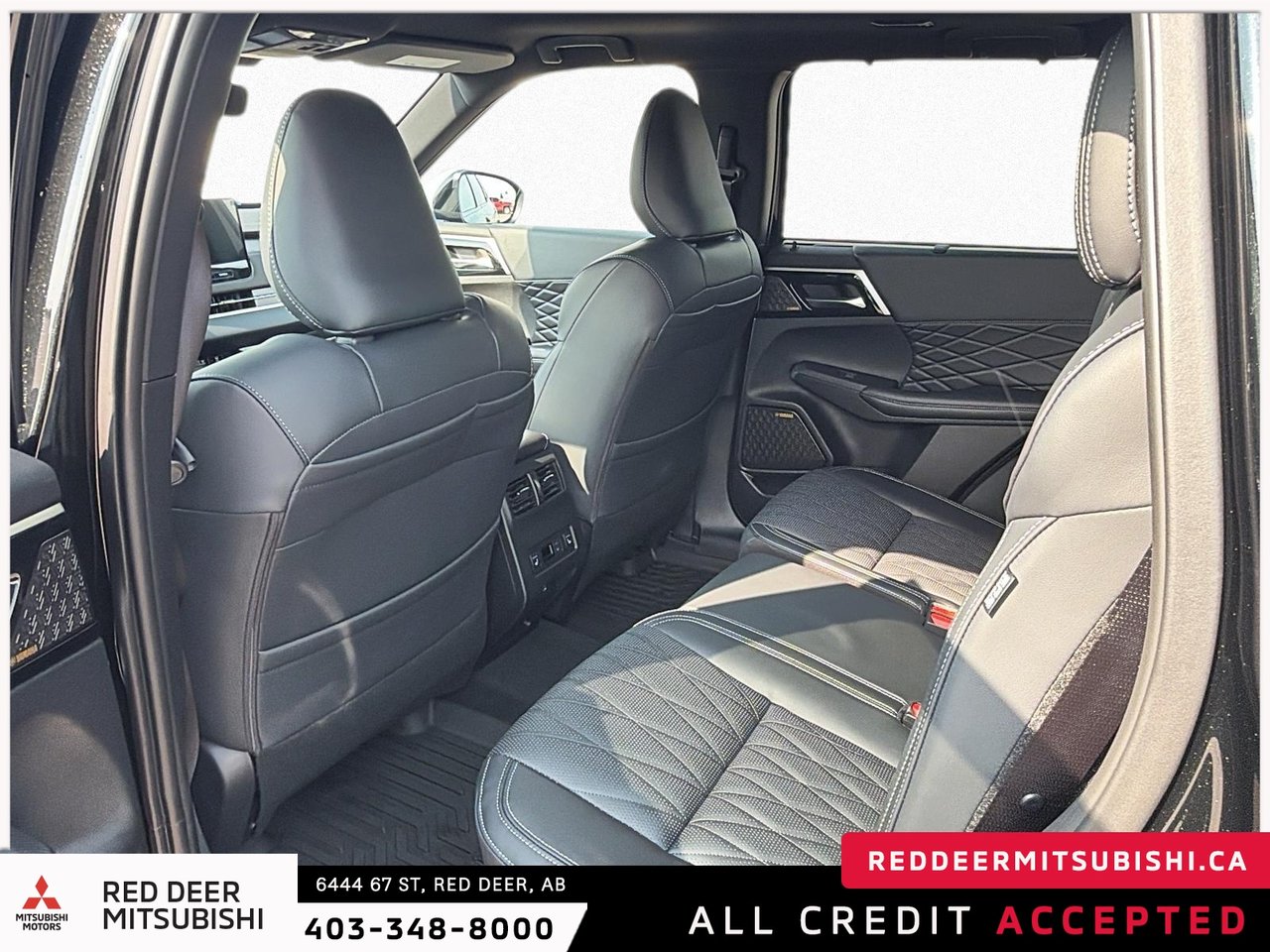 2026 Mitsubishi Outlander NOIR S-AWC-12