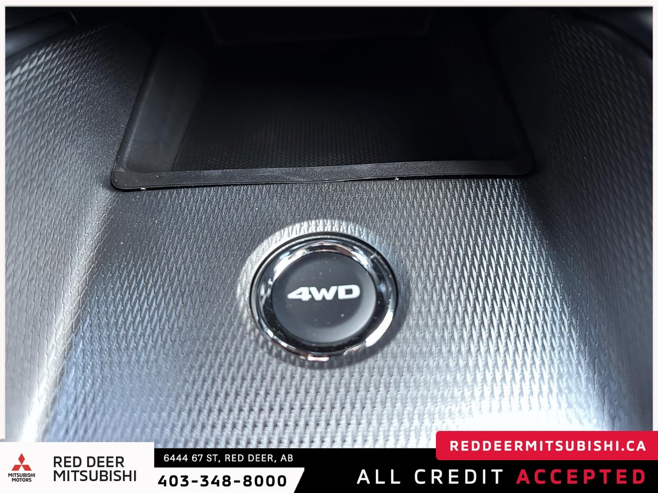 2025 Mitsubishi RVR NOIR AWC-14