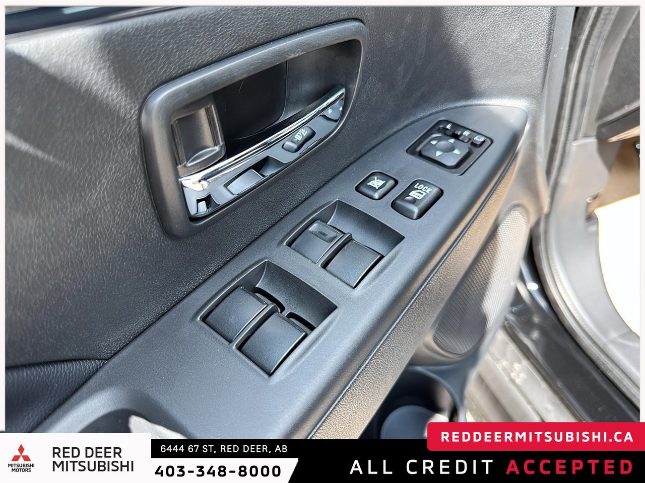 2025 Mitsubishi RVR NOIR AWC-9