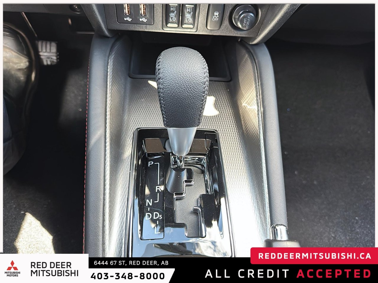 2025 Mitsubishi RVR SEL AWC-13