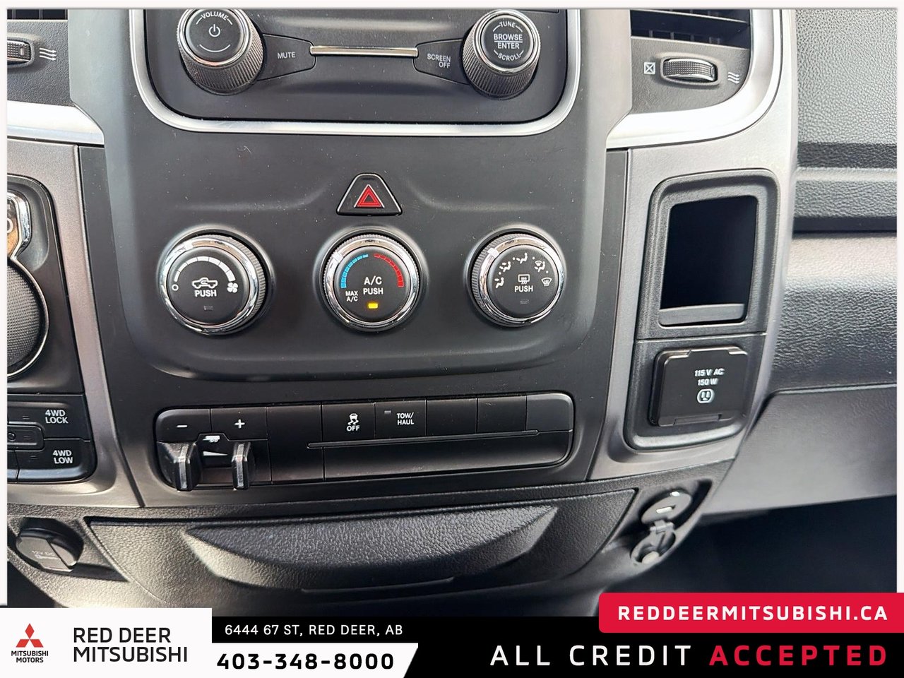 2023 Ram 1500 Classic SLT-16