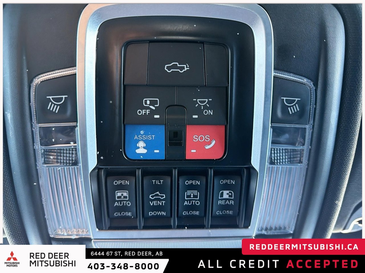 2023 Ram 1500 Laramie-23