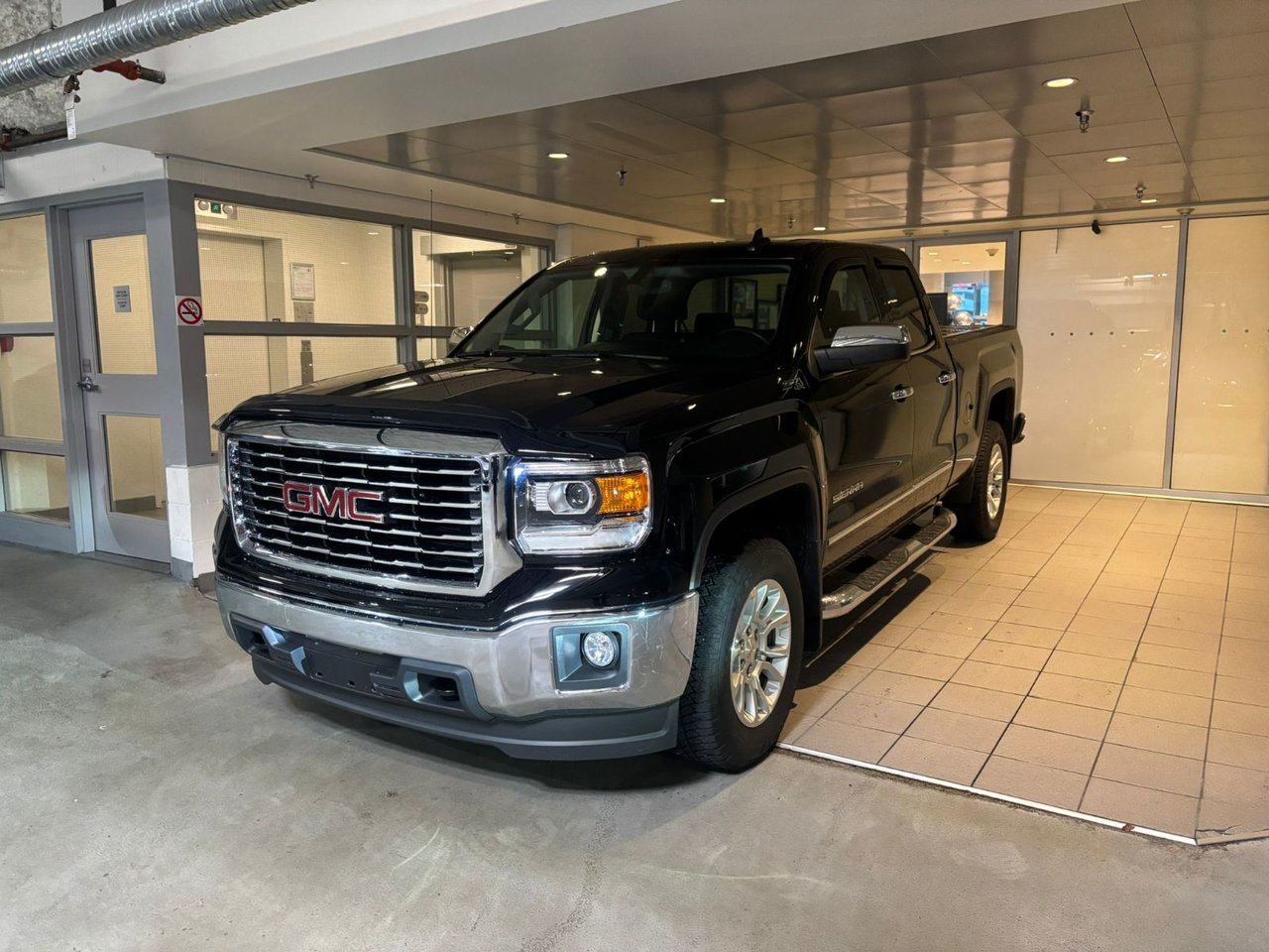 2015 GMC Sierra 1500 SLE Double Cab 4WD