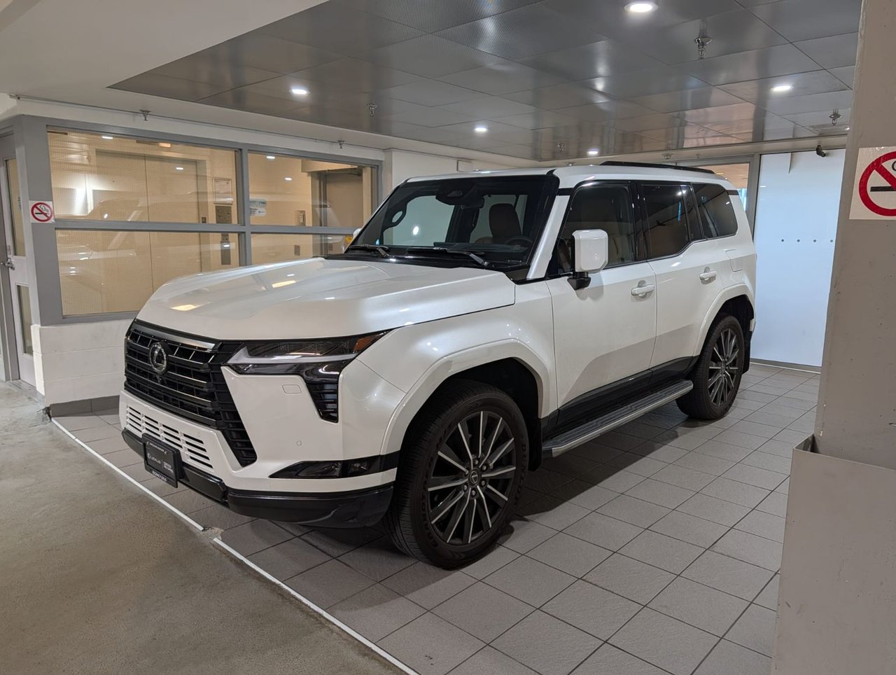 0085 WHI 2025 Lexus GX SUV / Crossover Automatic