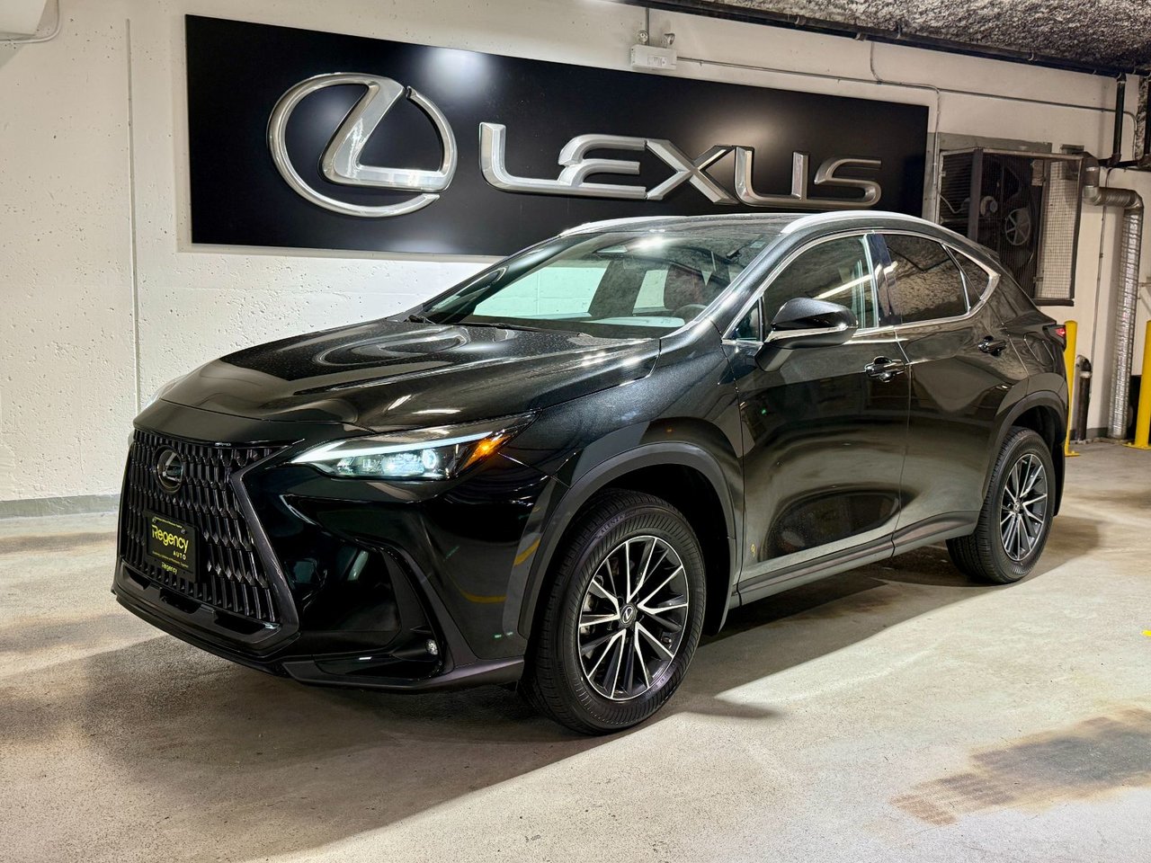 2023 Lexus NX Hybrid