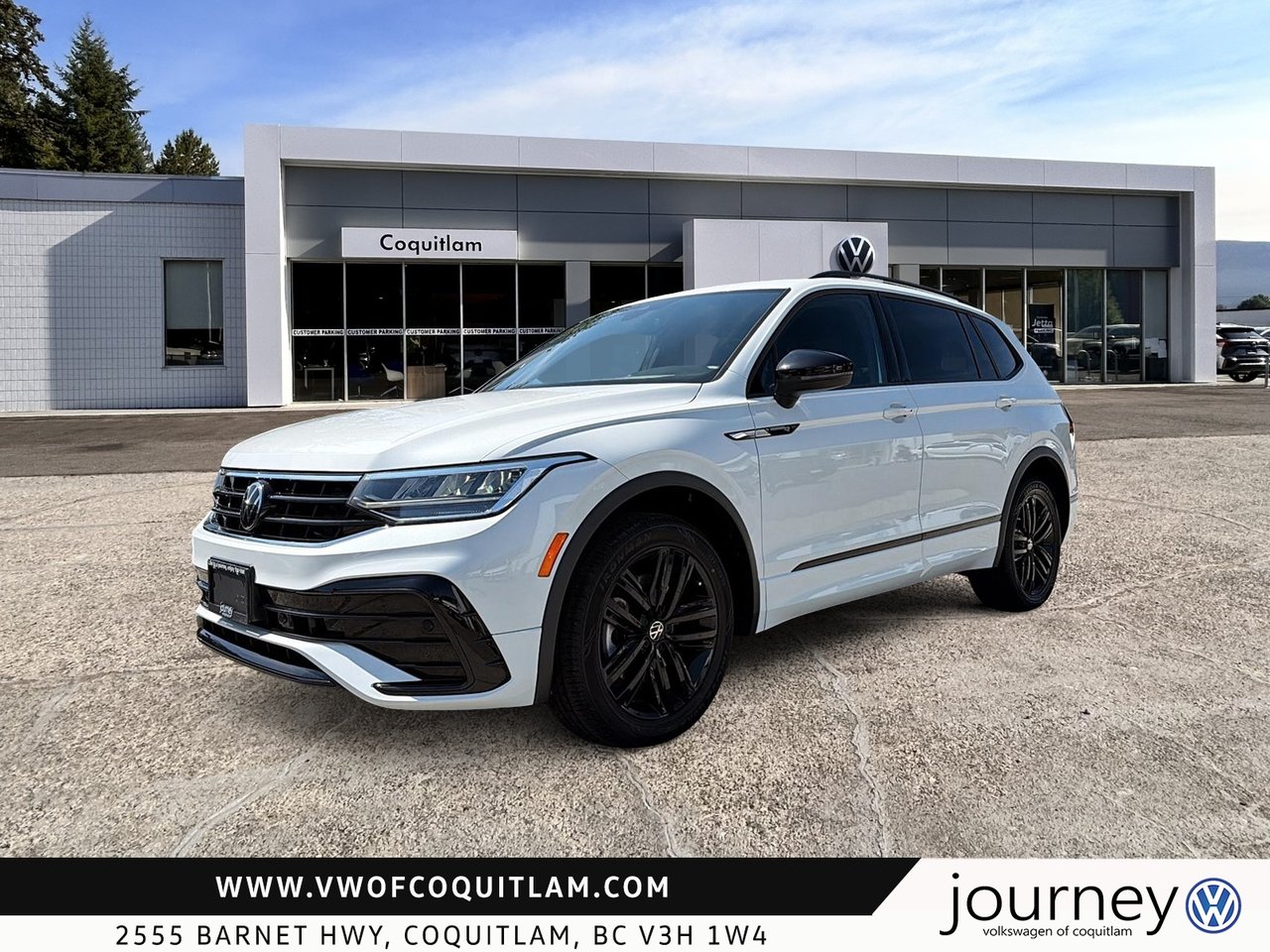 2022 Volkswagen Tiguan Comfortline R-Line Black 2.0T 8sp at w/Tip 4M
