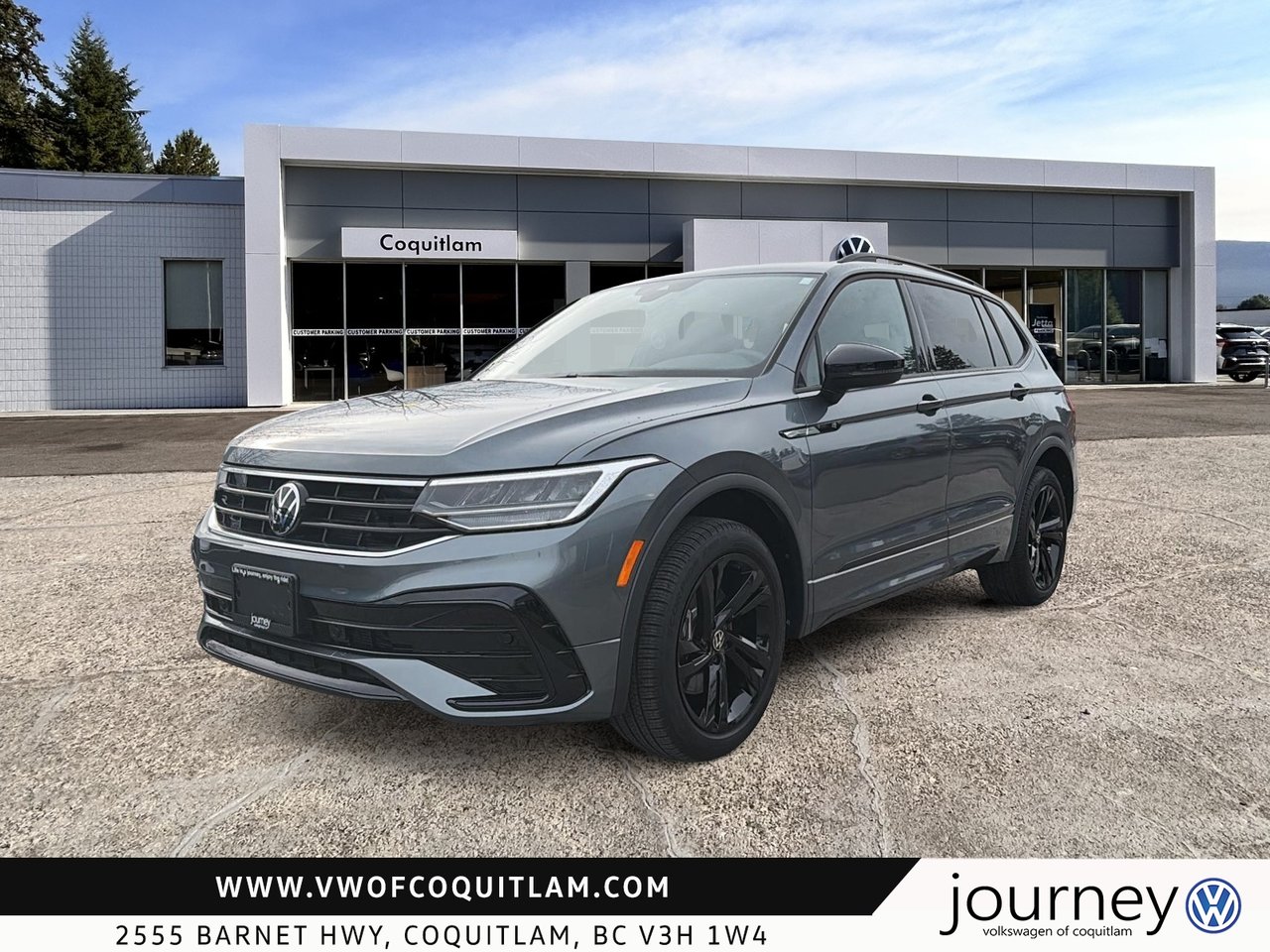 2024 Volkswagen Tiguan Comfortline R-Line Black 2.0T 8sp at w/Tip 4M
