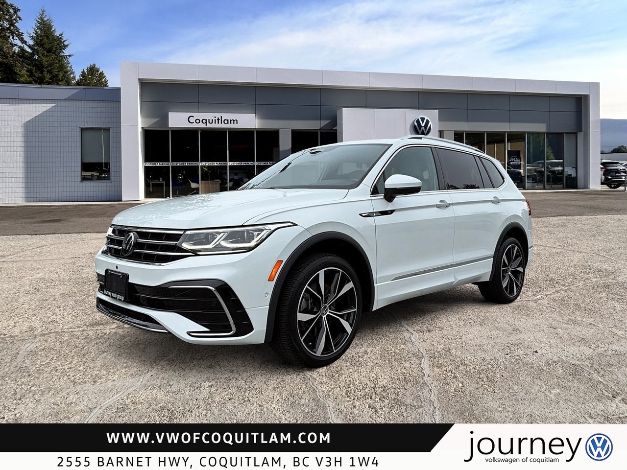 2024 Volkswagen Tiguan Highline R-Line 2.0T 8sp at w/Tip 4M