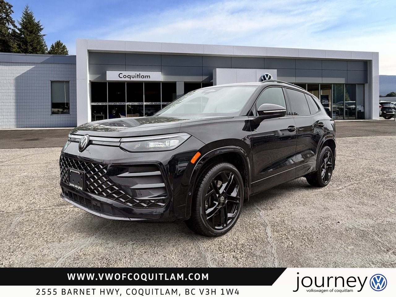 Deep Black Pearl 2025 Volkswagen Tiguan SUV / Crossover Automatic