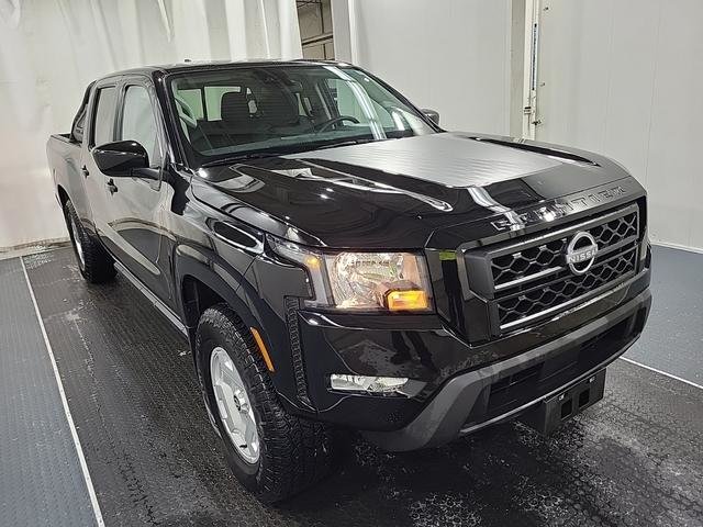 Nissan Frontier SV Crew Cab LB 4WD