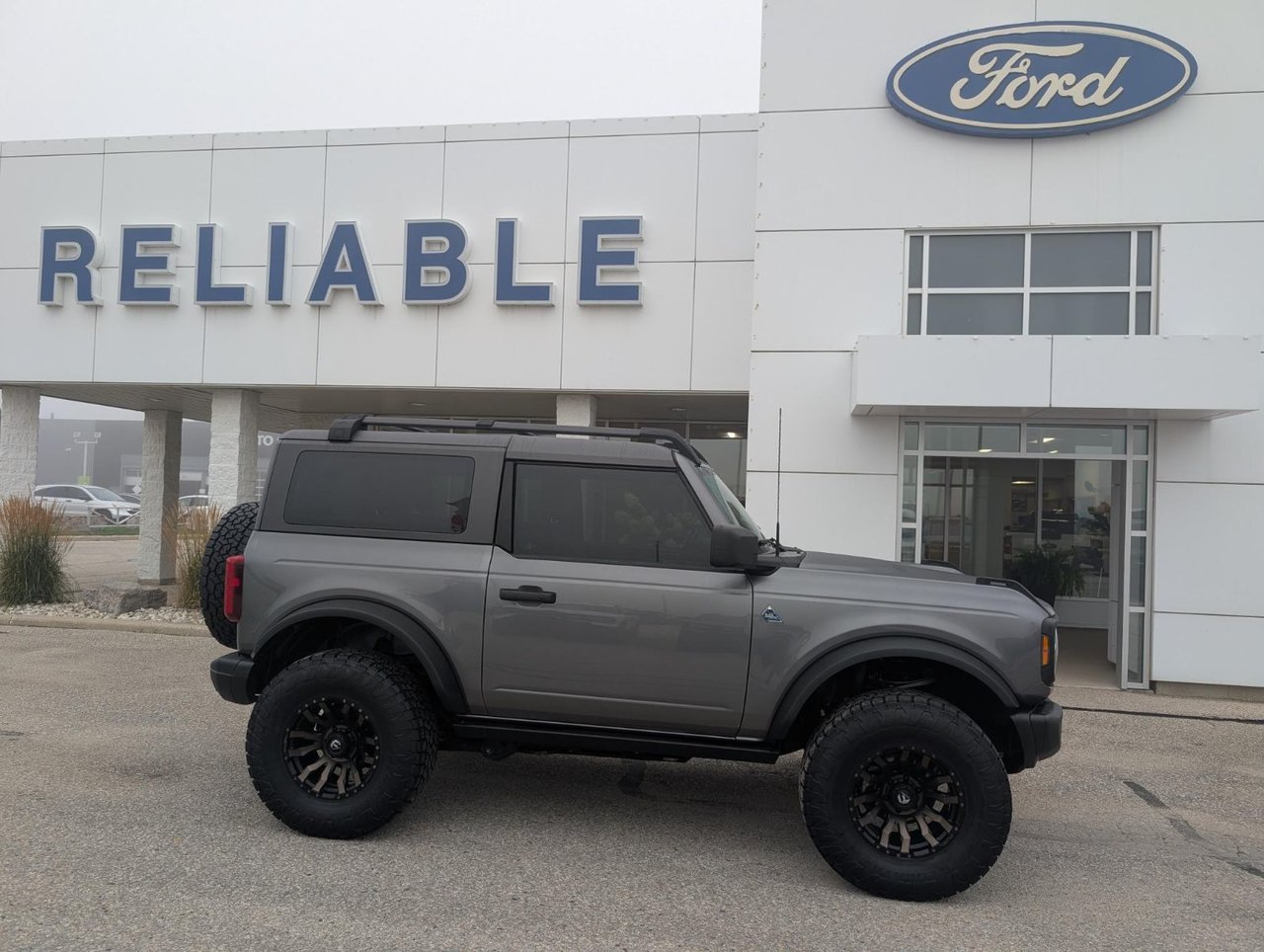 Gray (CARBONIZED GREY METALLIC) 2022 Ford Bronco SUV / Crossover Four-Wheel Drive