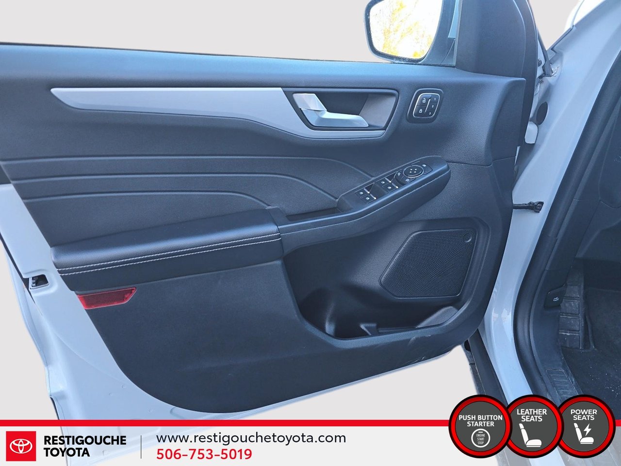 Ford Escape Platinum 2025-10