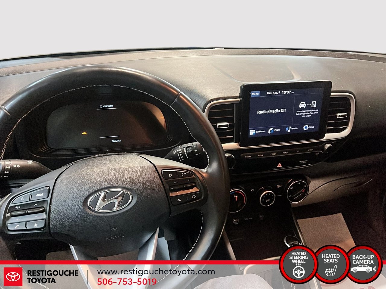 2024 Hyundai Venue Preferred-12