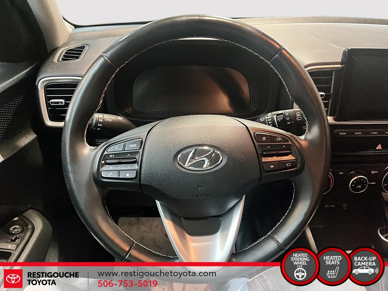 2024 Hyundai Venue Preferred-10