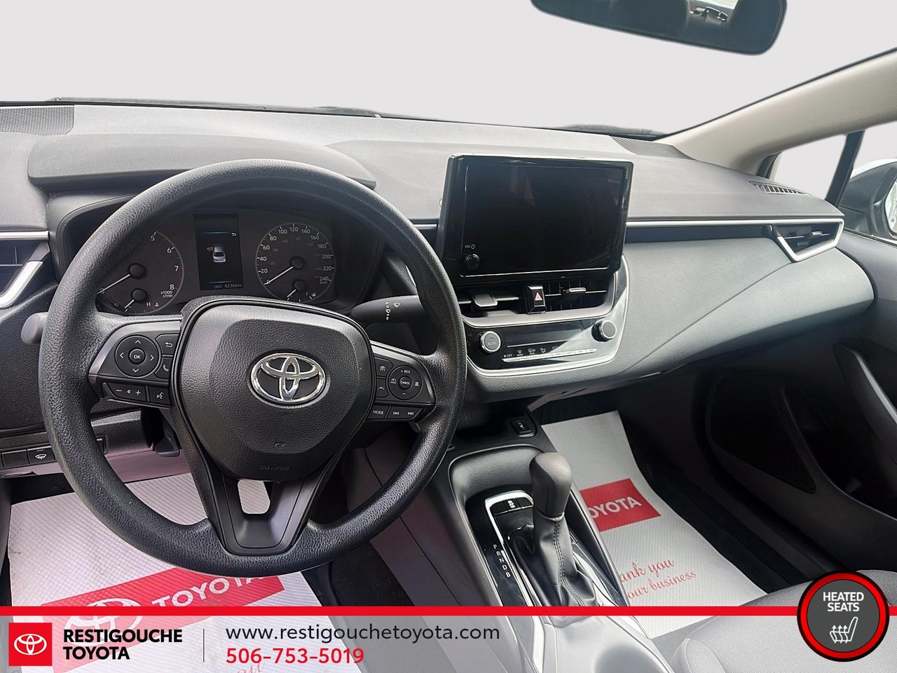 2025 Toyota Corolla LE-8