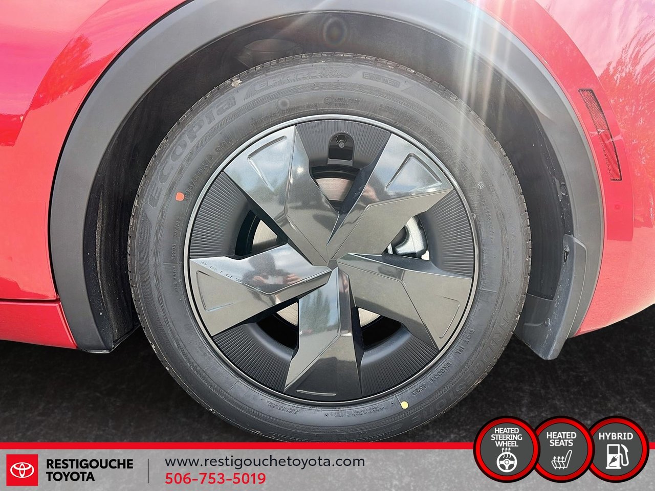2026 Toyota Prius Plug-In Hybrid SE-6