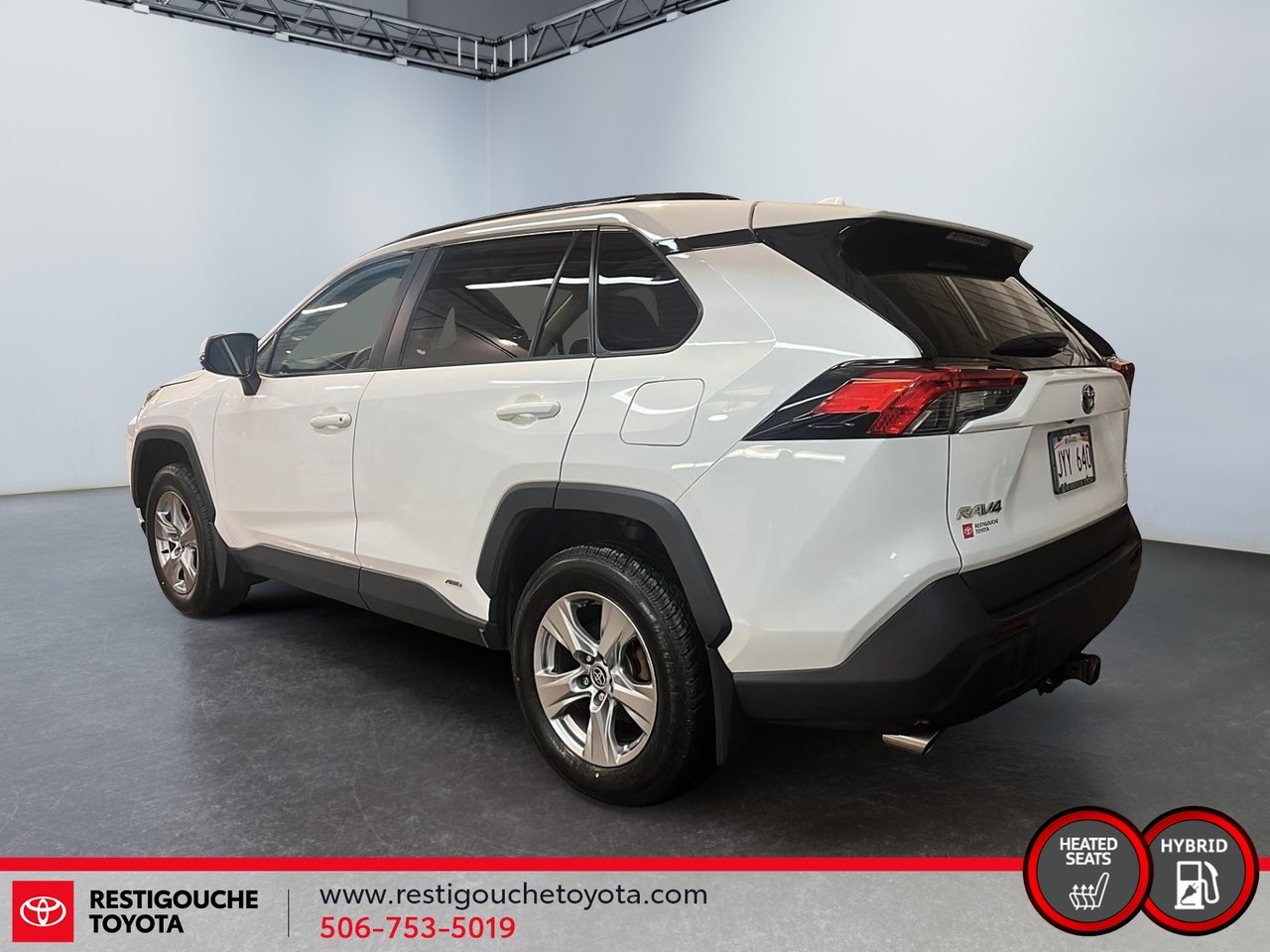 Toyota RAV4 Hybrid LE 2022-3