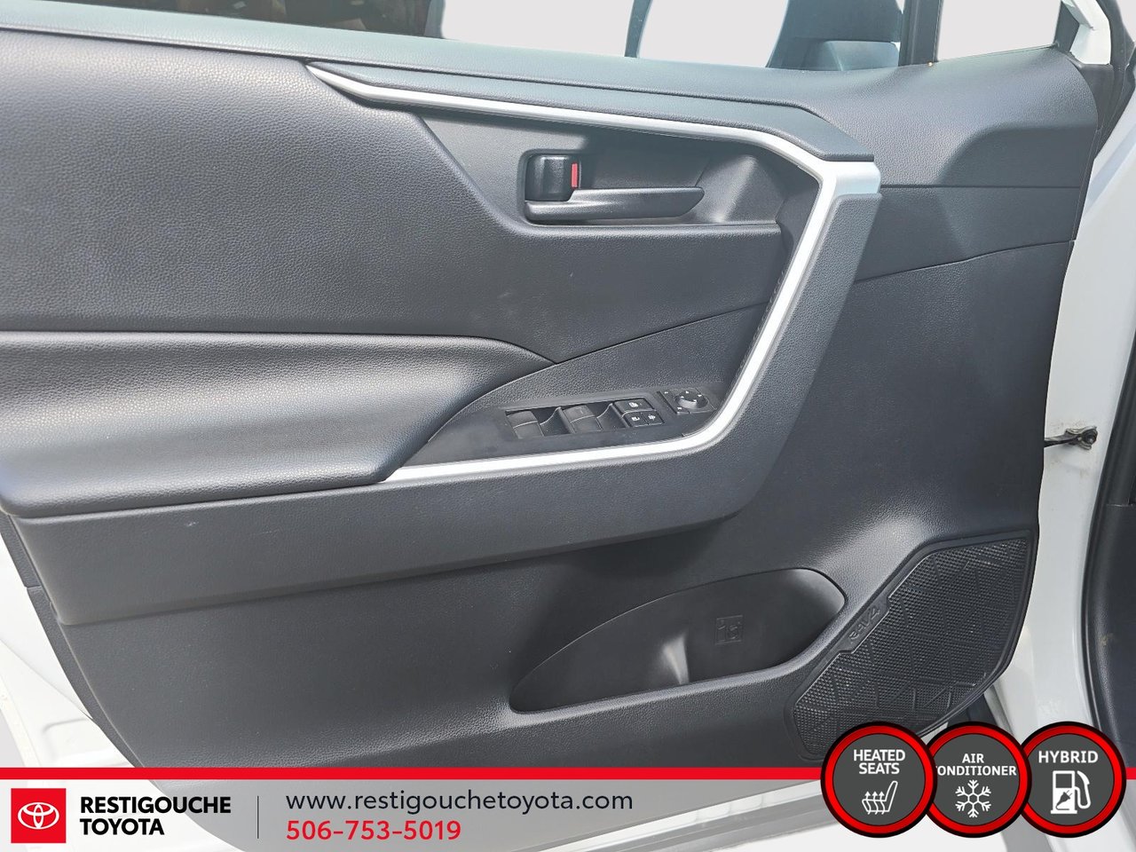 2019 Toyota RAV4 Hybrid LE-9