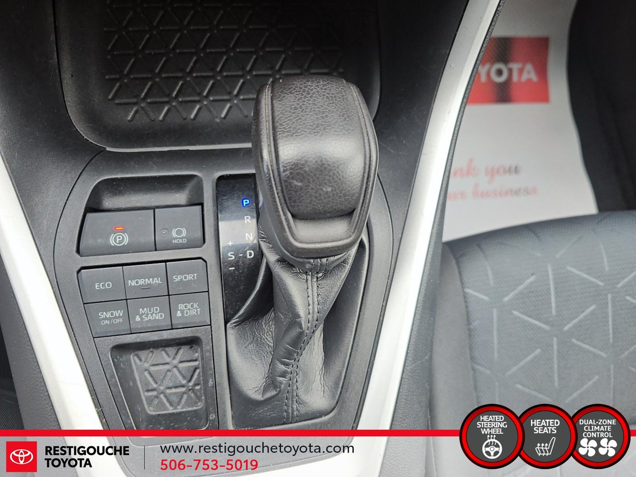2020 Toyota RAV4 XLE-11