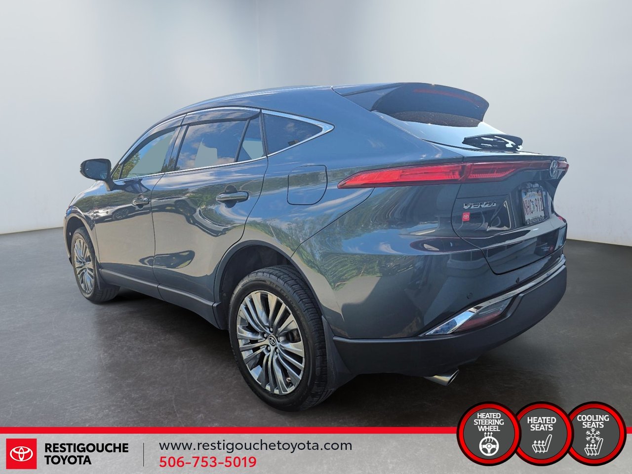2023 Toyota Venza XLE-3