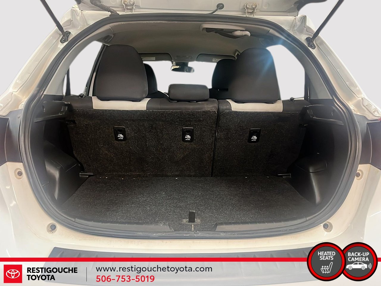 2018 Toyota Yaris Hatchback 5DR LE 4A-5