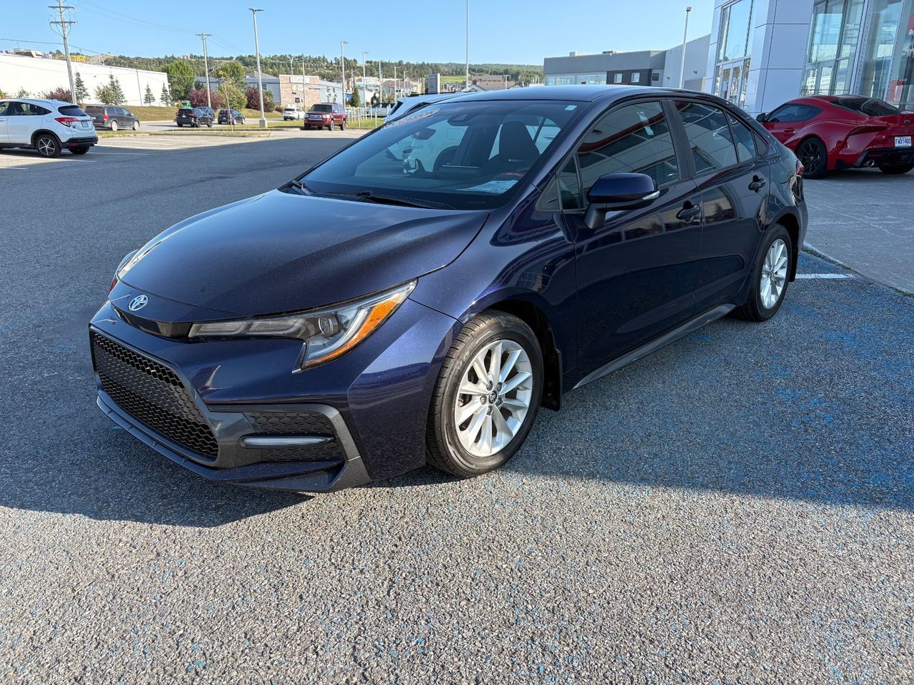  2022 Toyota Corolla SE FWD   