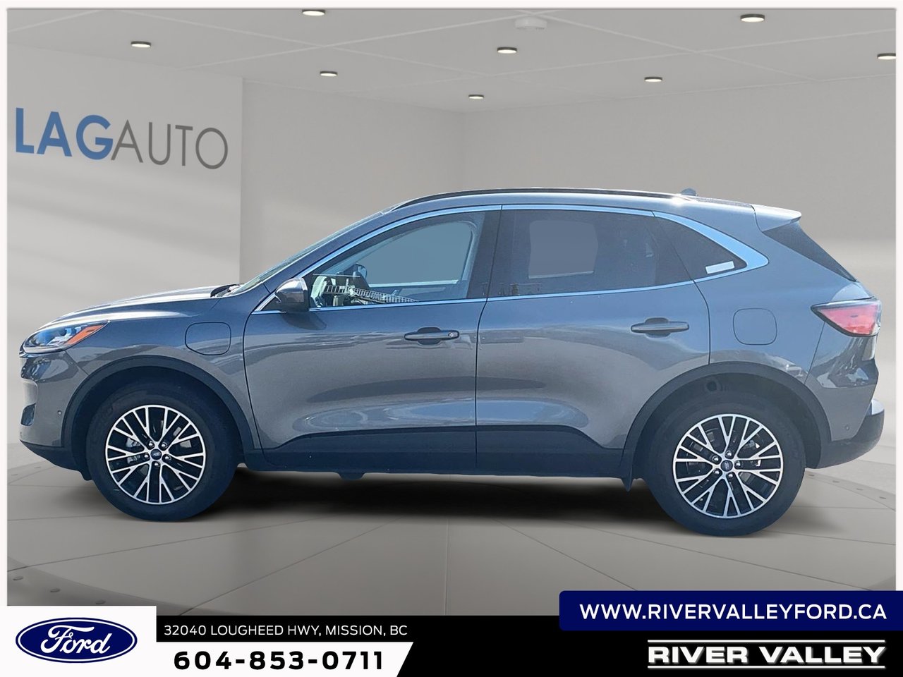 2022 Ford Escape Plug-In Hybrid Titanium-4