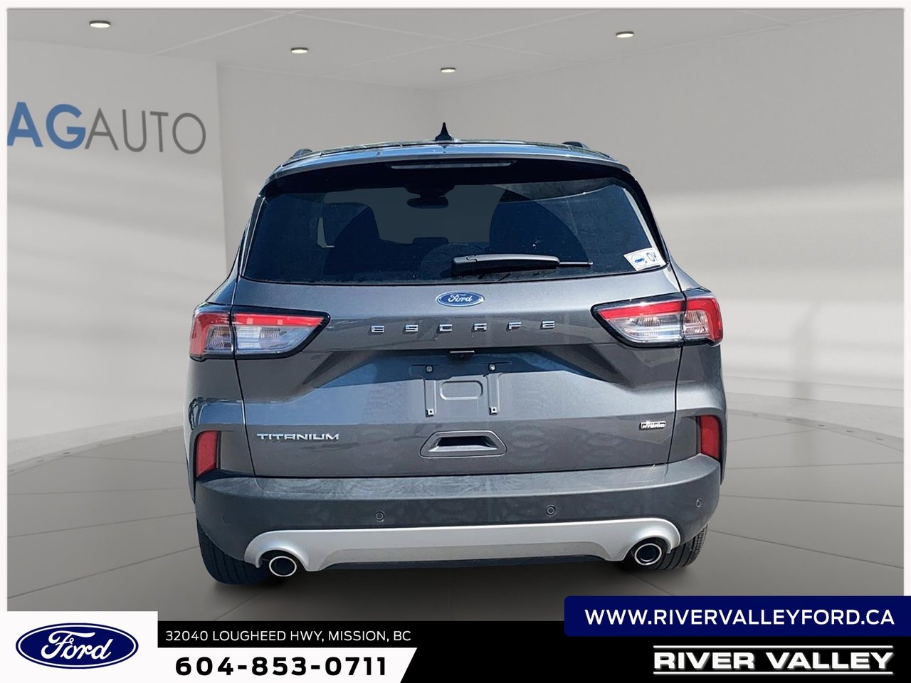 2022 Ford Escape Plug-In Hybrid Titanium-2