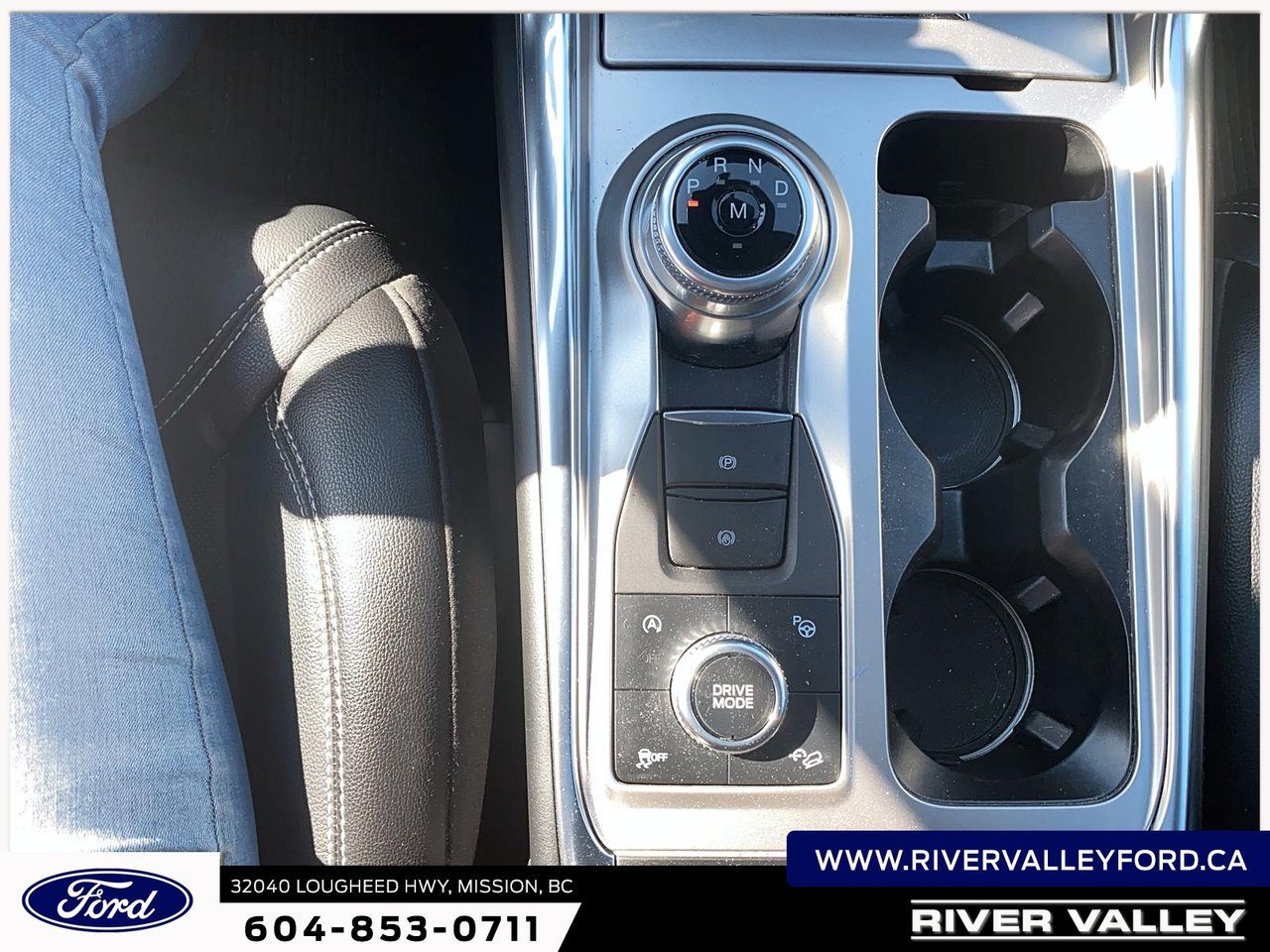 2020 Ford Explorer ST-12