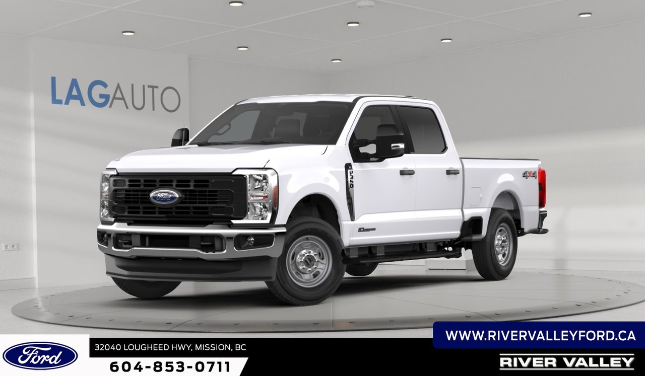 Oxford White 2026 Ford F-350 Super Duty Pickup Truck Four-Wheel Drive Automatic