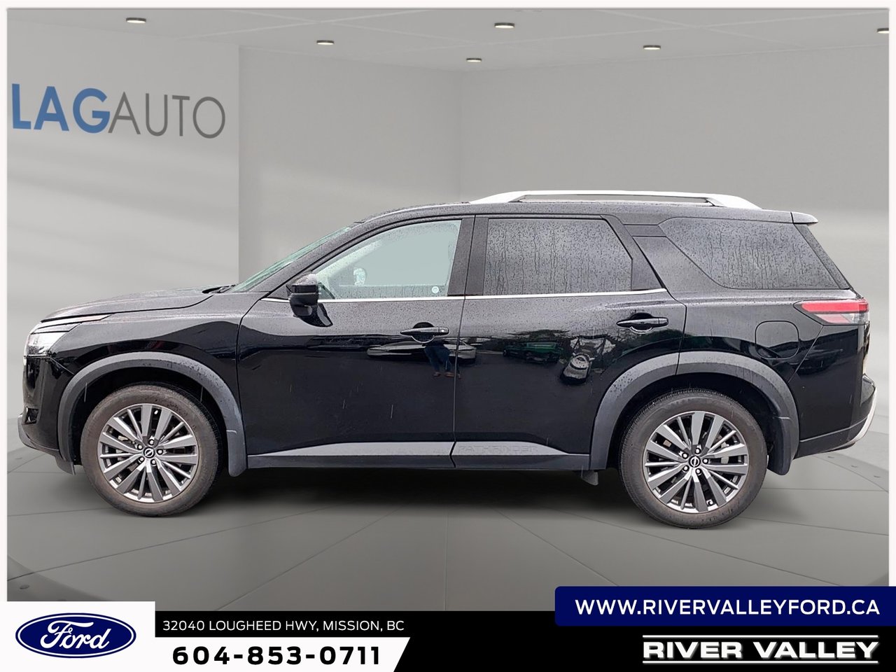 2024 Nissan Pathfinder SL-5