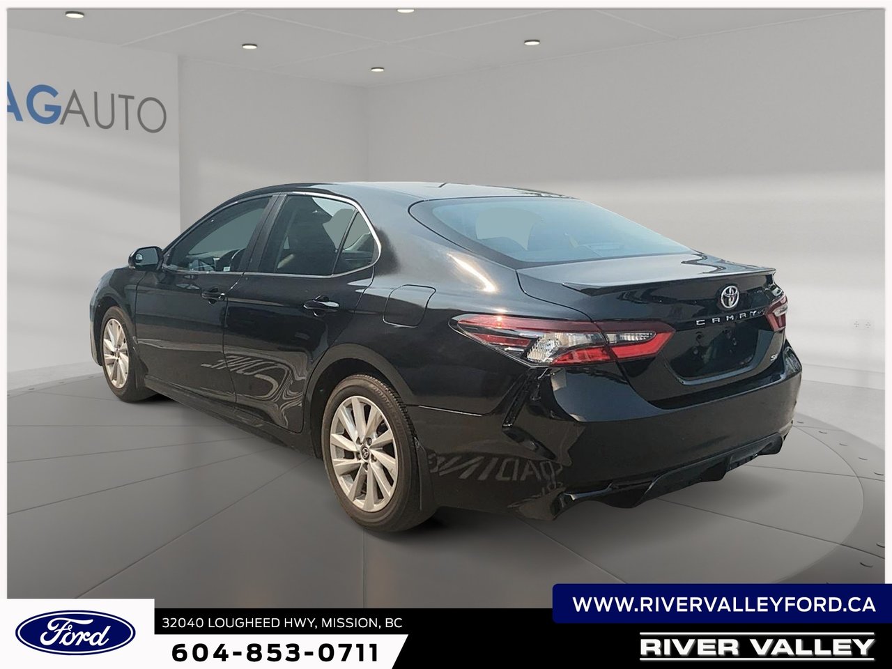 2023 Toyota Camry SE-3