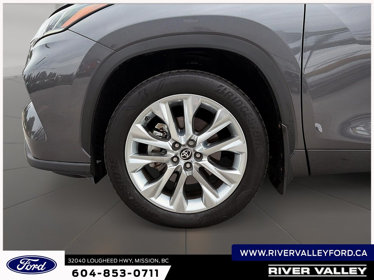 2022 Toyota Highlander Limited-5