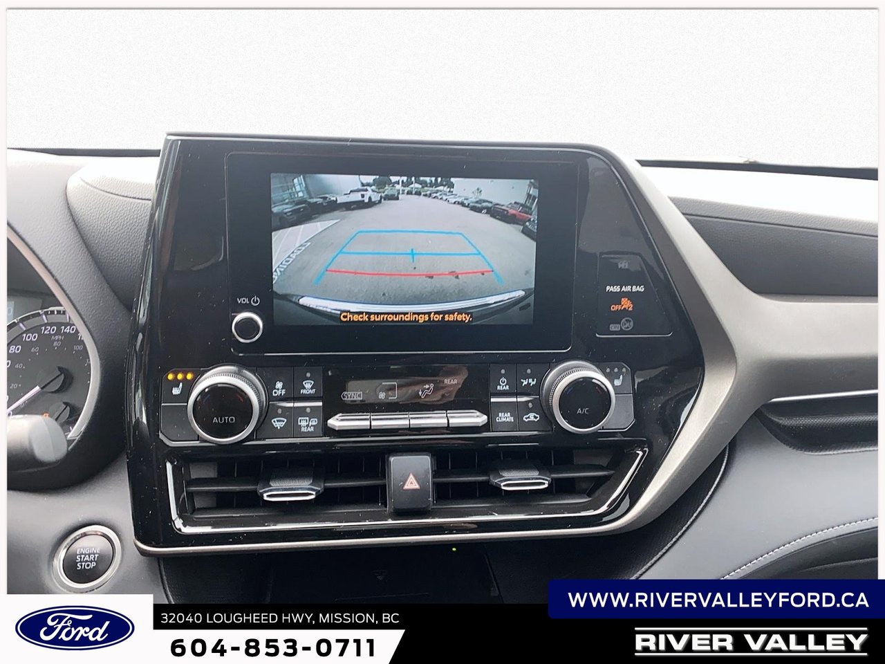 2025 Toyota Highlander XLE-11