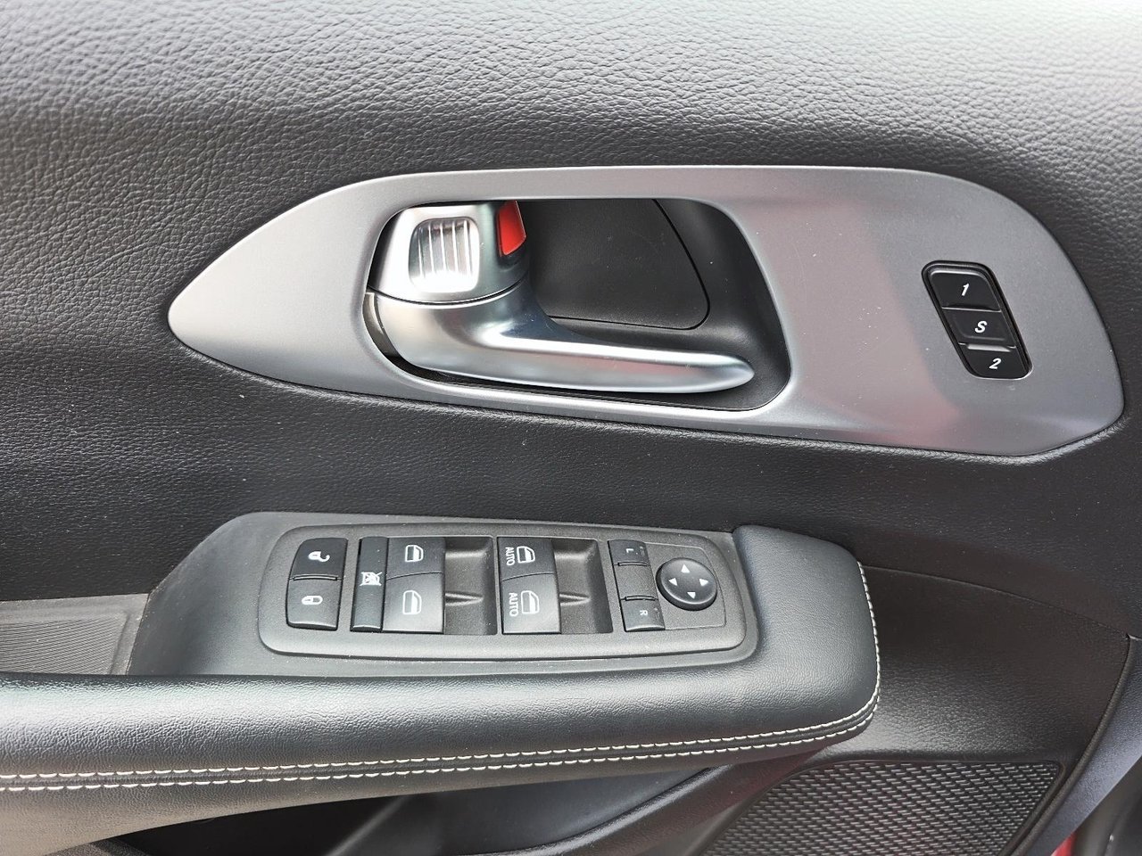 2022 Chrysler Pacifica Touring L Hybride-10