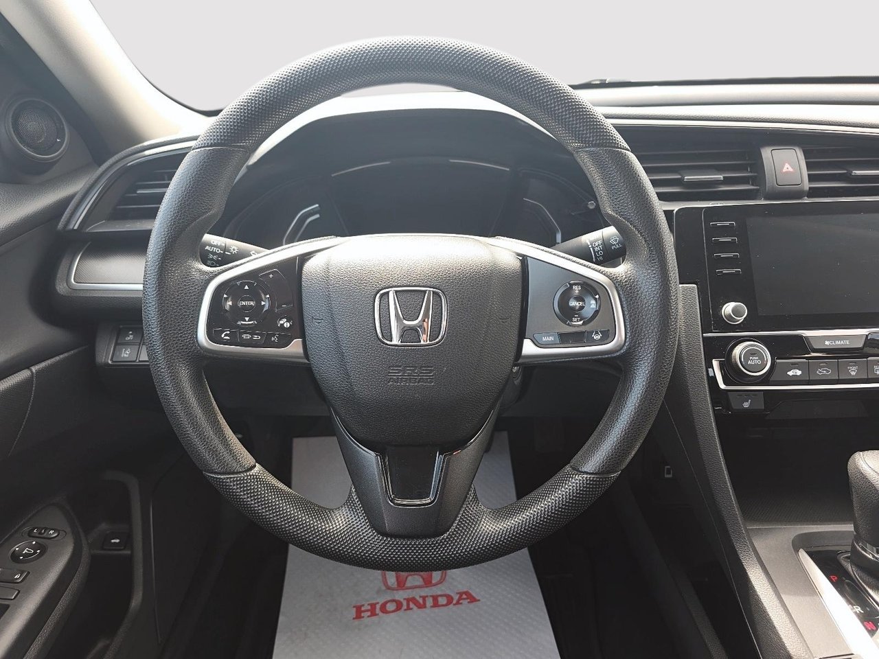 Honda Civic LX 2019-9