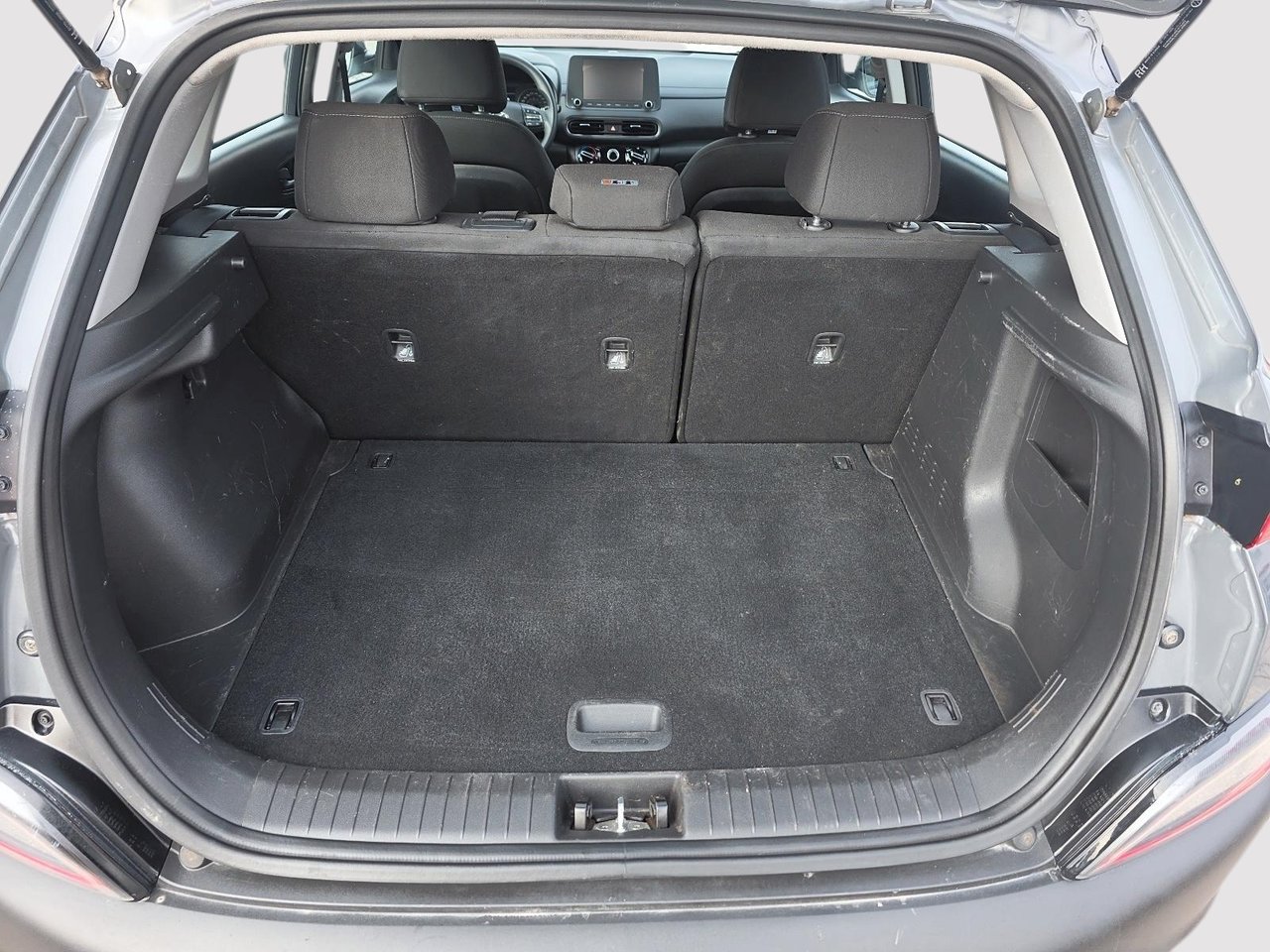 Hyundai Kona Essential 2023-5