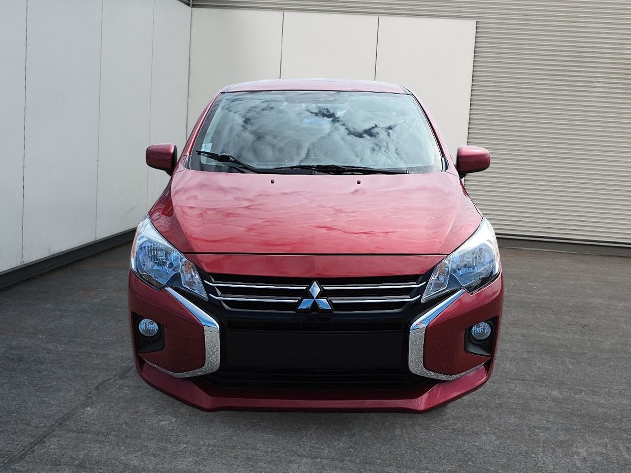 Mitsubishi Mirage ES 2023-1