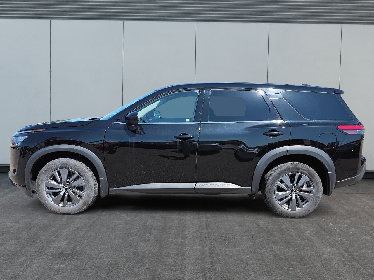 2024 Nissan Pathfinder S-4