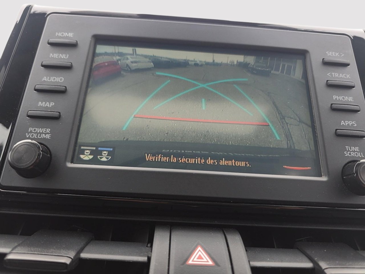 2019 Toyota RAV4 XLE-16