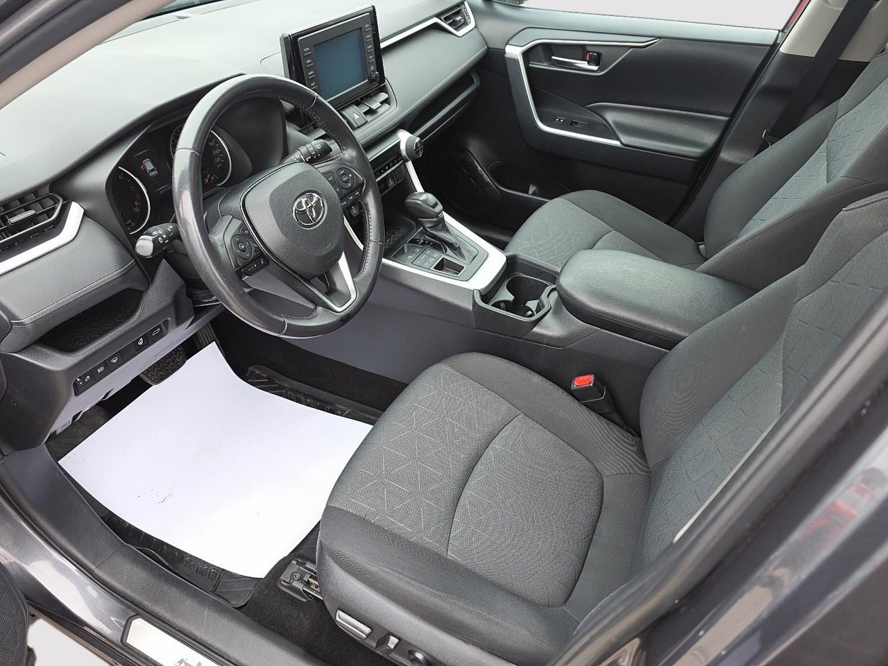 2019 Toyota RAV4 XLE-7