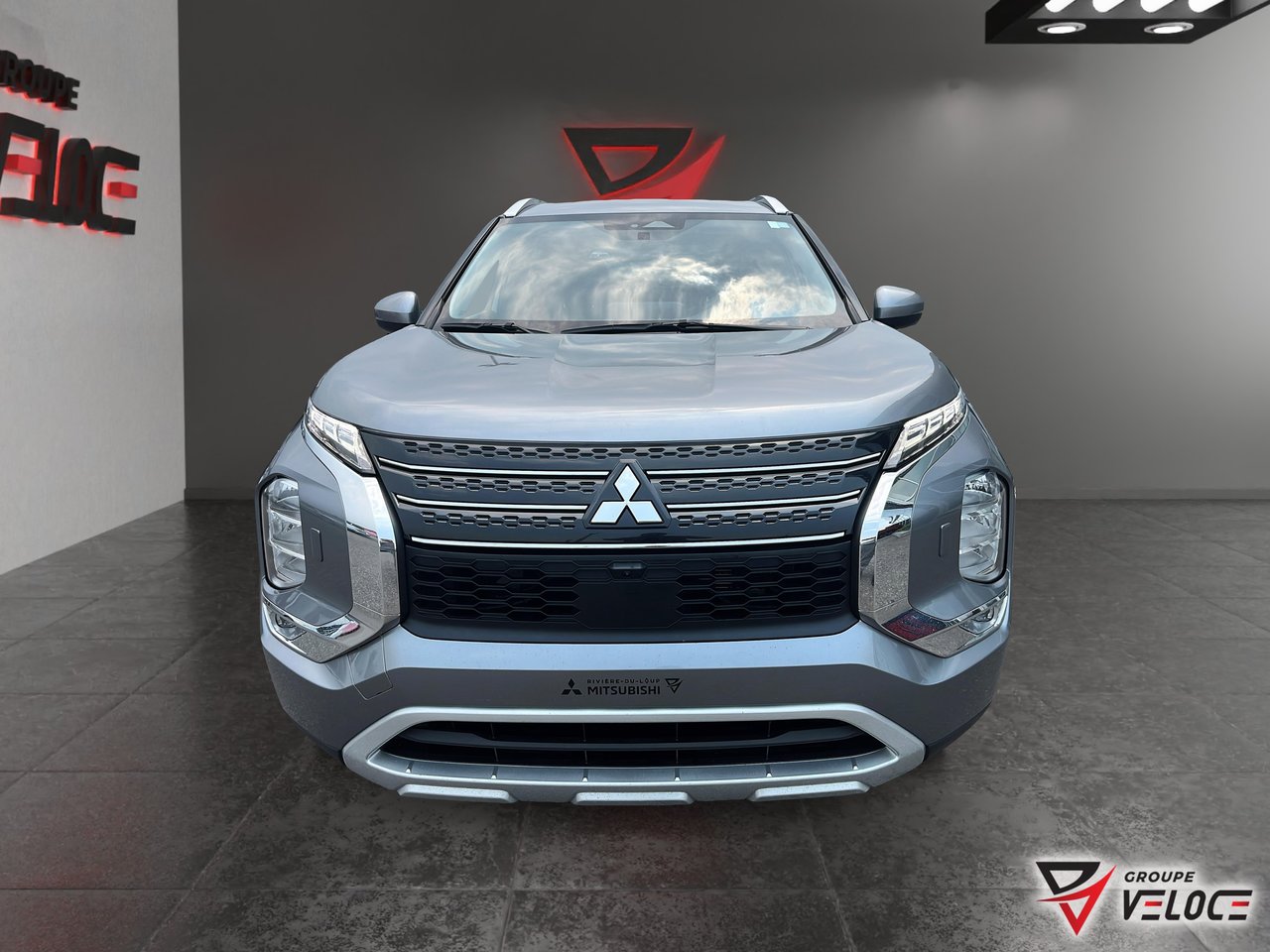 Mitsubishi Outlander 2024