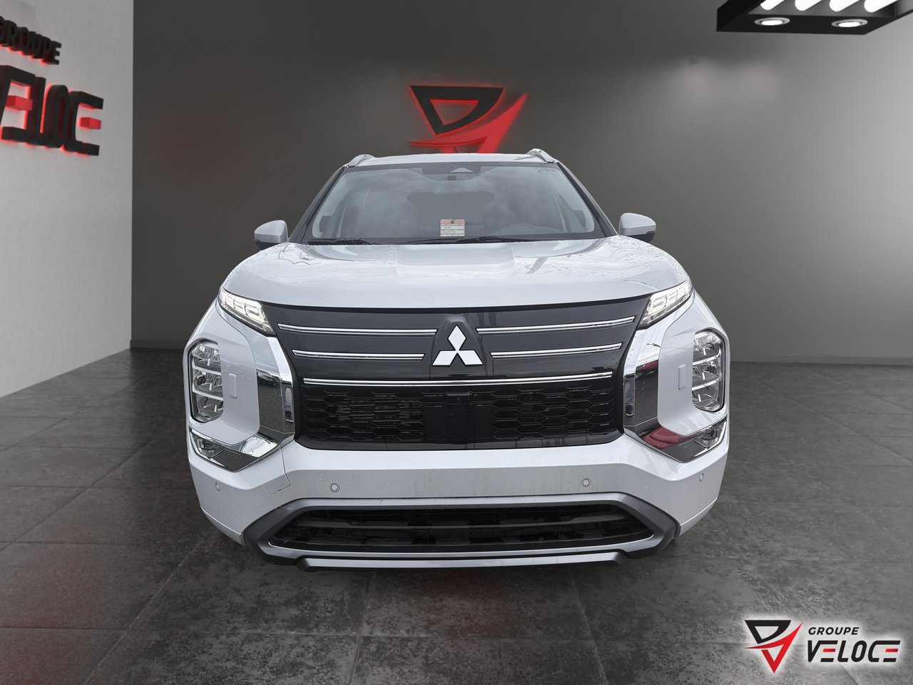 Mitsubishi Outlander 2026