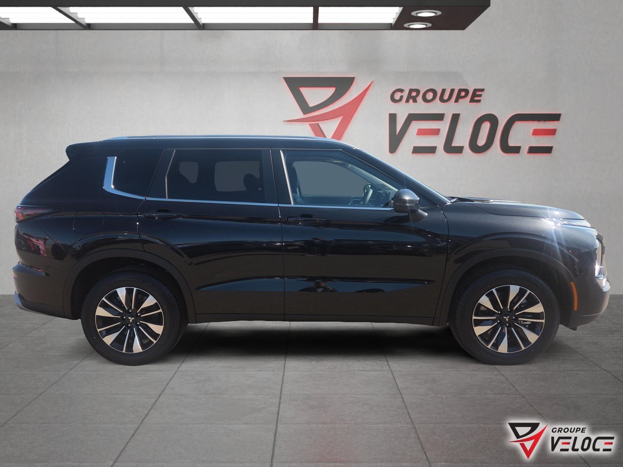 Mitsubishi Outlander 2026