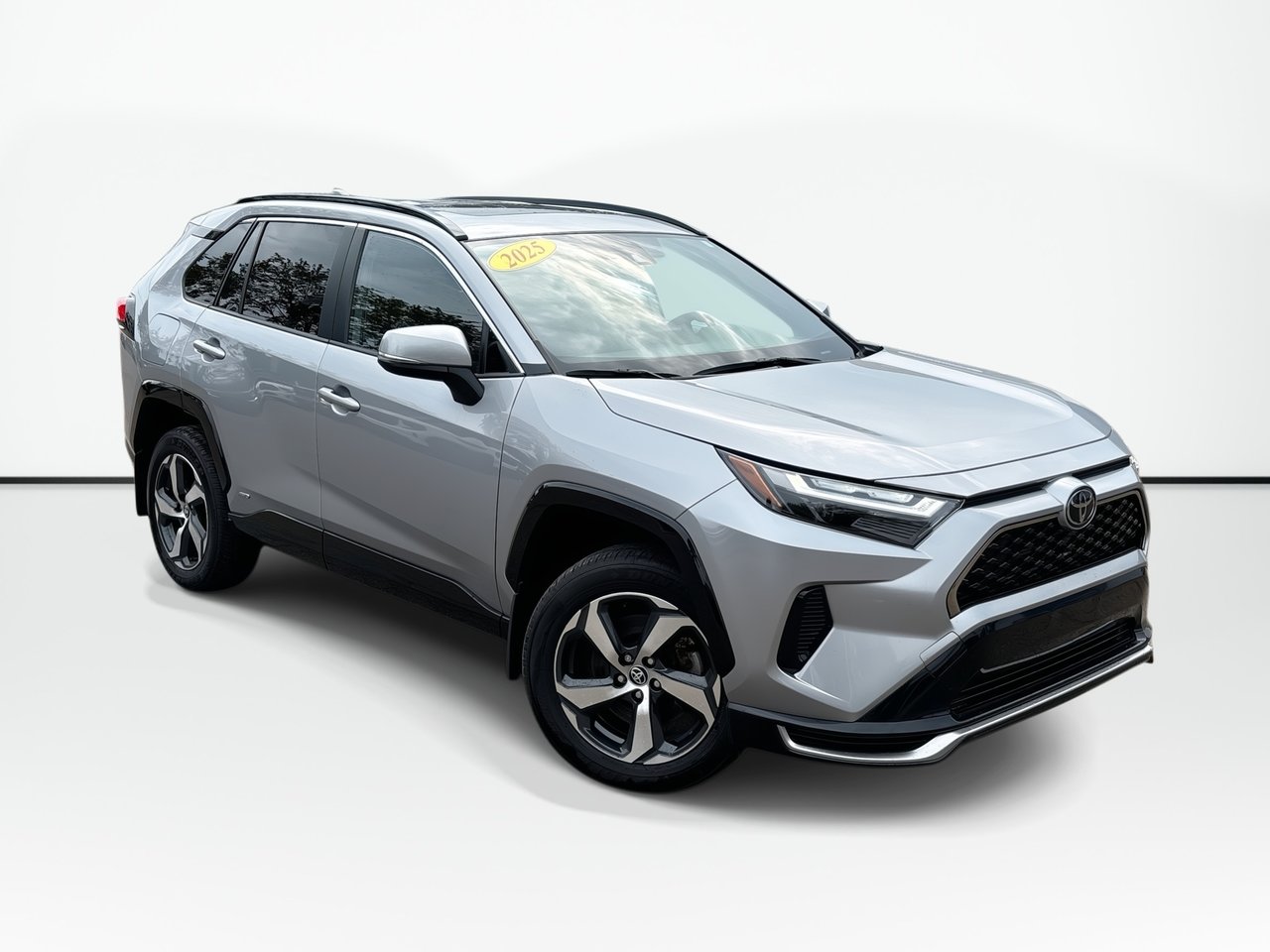 2025 Toyota RAV4 Plug-in Hybrid SE AWD